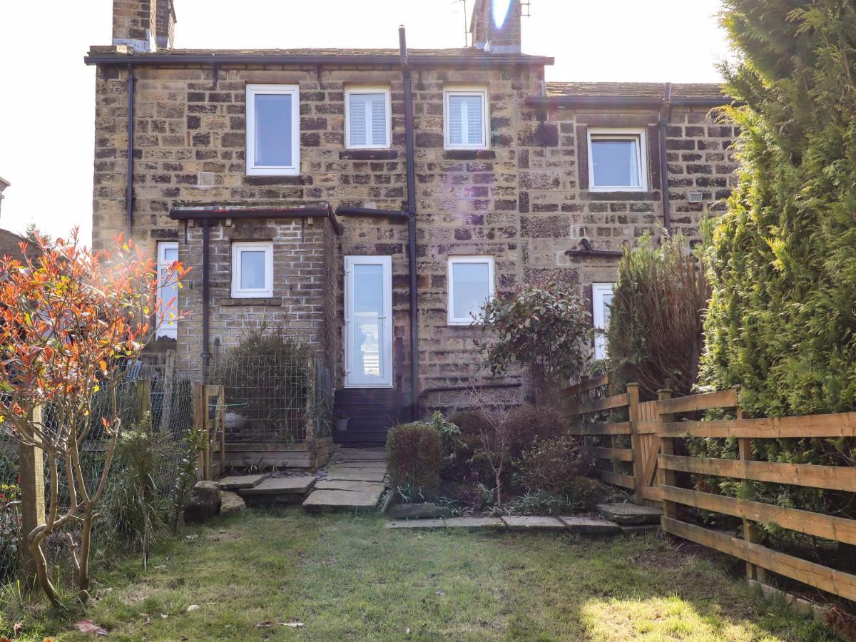 Penistone View Villa Keighley Exterior photo